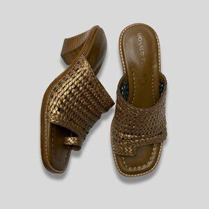 DONALD PLINER Block Bronze/Gold Heel Sandal Size 7